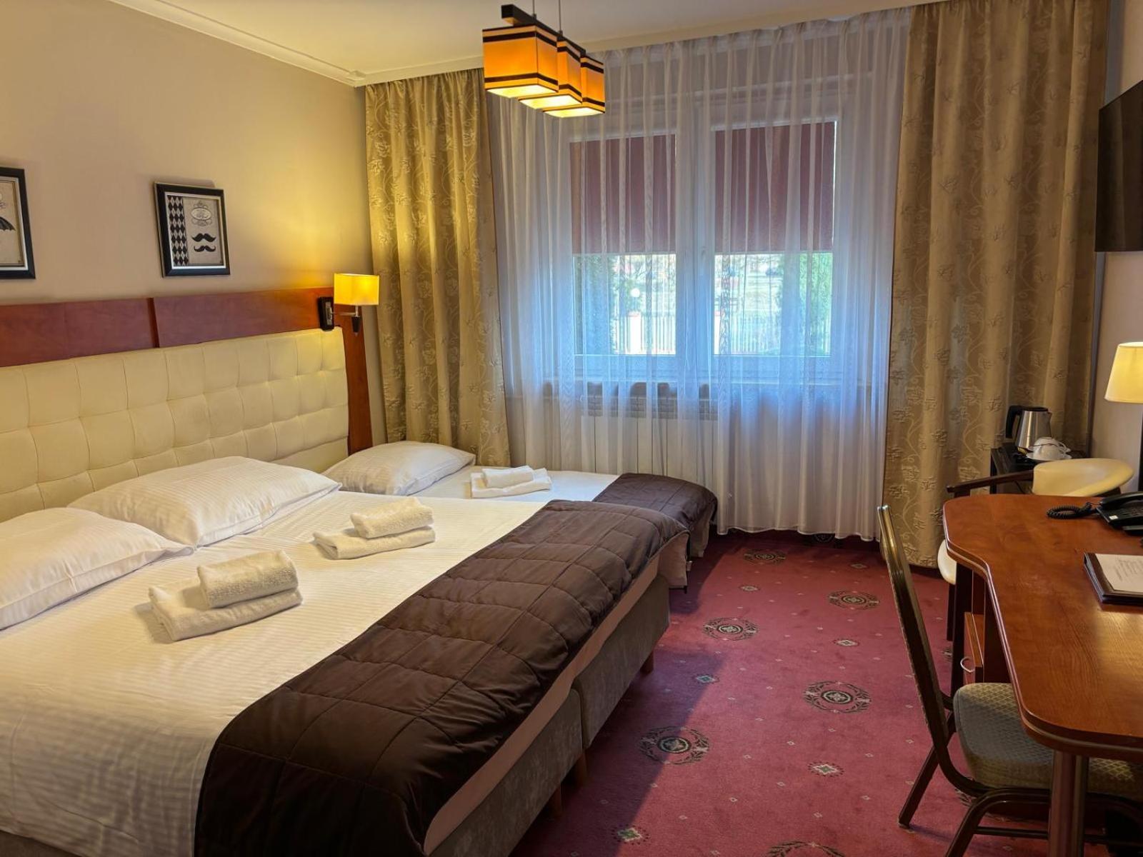 Cumulus Hotel Będzin Kültér fotó
